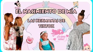 EL NACIMIENTO DE MÍA las hermanas de tiktok [upl. by Enaillil196]