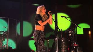 Ellie Goulding  Lights Live at iTunes Festival 2013 [upl. by Onaivatco117]