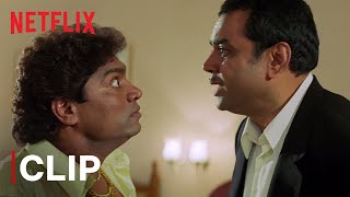 Chota Chattri Comedy Scene  Paresh Rawal VS Johnny Lever  Awara Paagal Deewana  Netflix India [upl. by Suirtemed92]