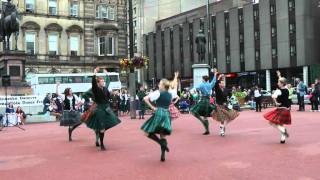 Scottish folk dance Strathspey amp Tulloch [upl. by Zanlog370]