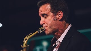 Amazing Saxophone Solo – Eric Marienthal [upl. by Mehelhteb]