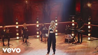 Ellie Goulding  Slow Grenade Live On quotGood Morning Americaquot New York  2020 [upl. by Pretrice]