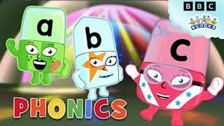 Awesome Alphabet  Phonics for Kids  Learn To Read  Alphablocks [upl. by Wallace]