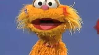 Sesame Street  Elmo and Zoe demonstrate quotabovequot and quotbelowquot [upl. by Artek]